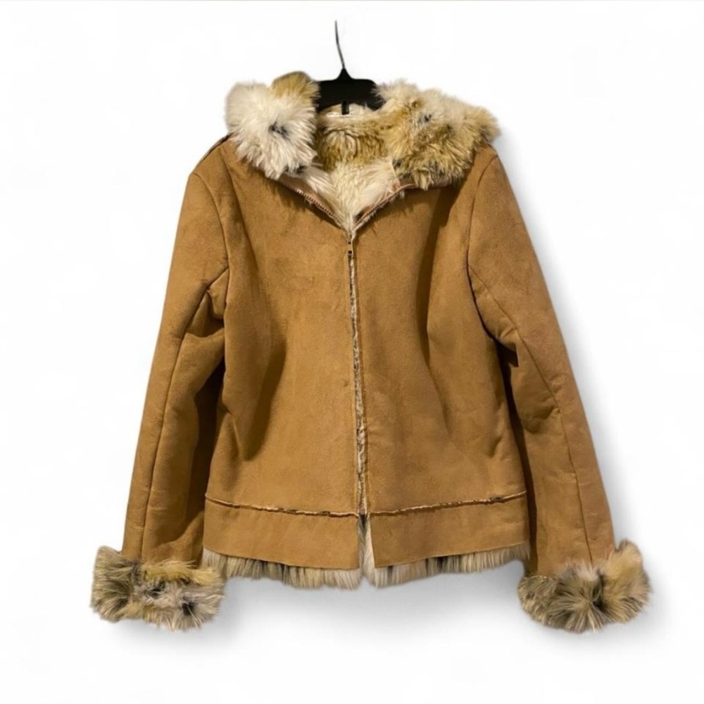 Cozy Tan Teddy Jacket with Faux Fur Trim